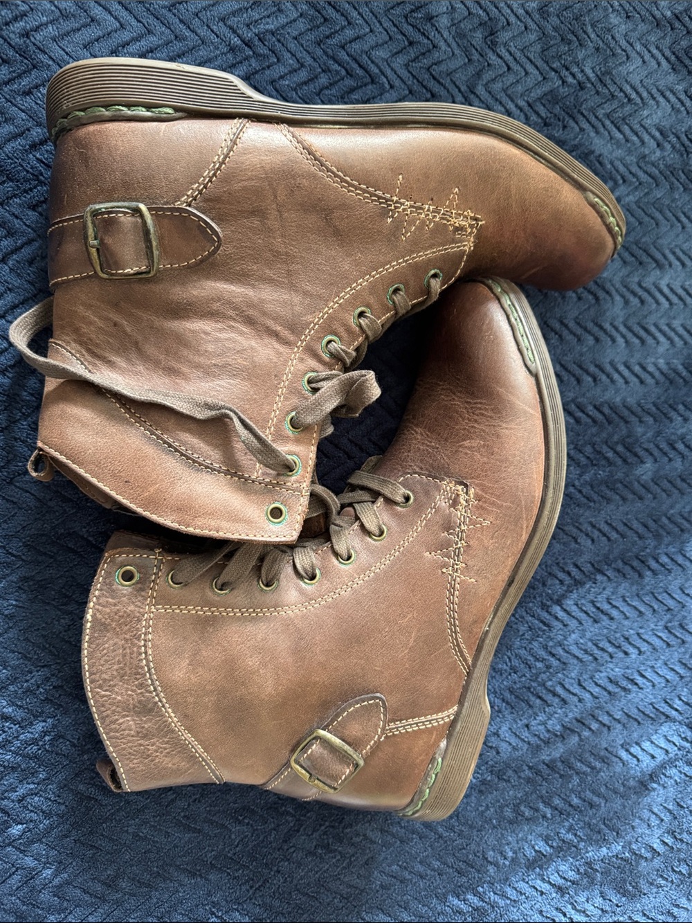 NWT, Steve Madden, Brown Lace-Up Combat Boots!
